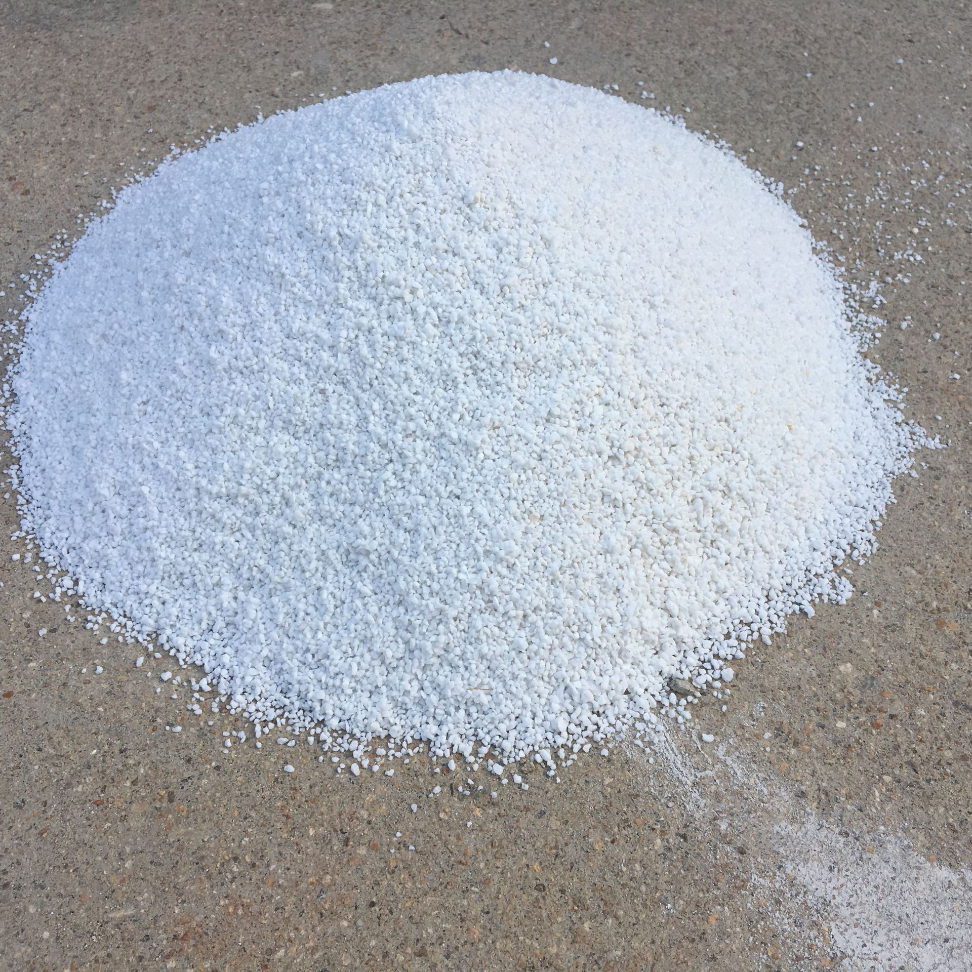 憎水型珍珠巖